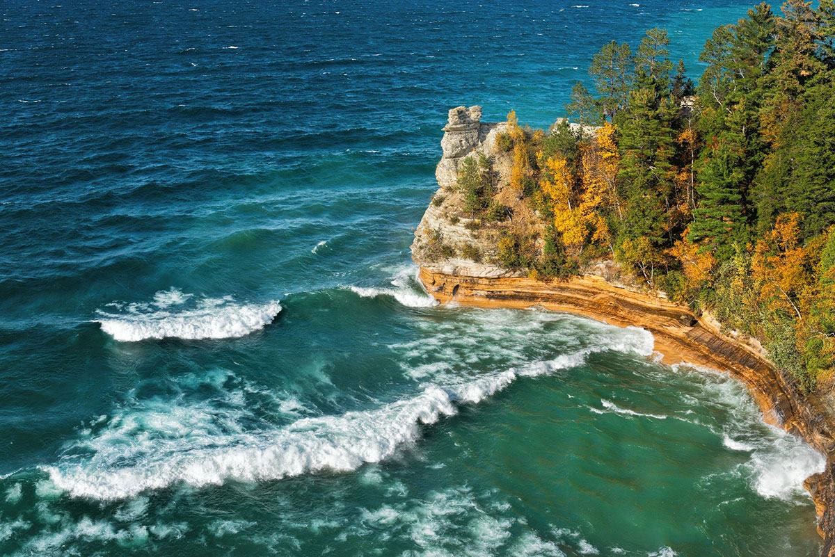Miners Castle rock formation above turquoise Lake Superior